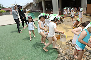 泥んこ遊び　ことり・さくら