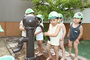 泥んこ遊び　ことり・さくら