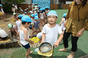 泥んこ遊び　ことり・さくら