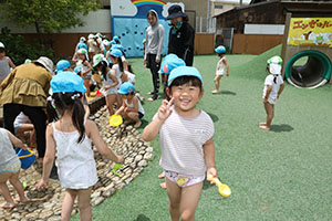 泥んこ遊び　ことり・さくら