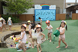 泥んこ遊び　ぱんだ・きりん