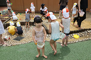 泥んこ遊び　ぱんだ・きりん