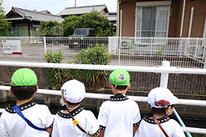 お散歩楽しかったね　　たんぽぽ・B