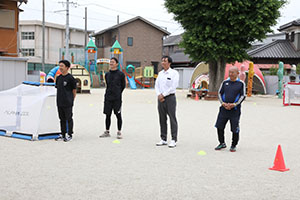 サッカー教室が開かれました　A・B