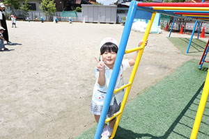 砂場で遊びました　うさぎ・ことり