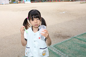 人が入れるシャボン玉に挑戦！　C・E