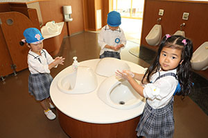こども水道講座が開かれました　　D・E