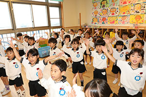 パイナポー体操頑張っています！　たんぽぽ・C・D