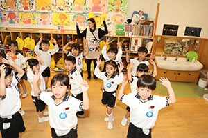 パイナポー体操頑張っています！　たんぽぽ・C・D