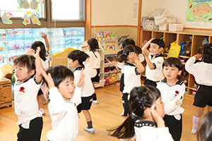 パイナポー体操頑張っています！　たんぽぽ・C・D