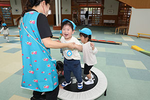 元気いっぱいサーキット遊び　ひよこ・あひる・ぺんぎん・こあら・ぱんだ・きりん