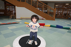 元気いっぱいサーキット遊び　ひよこ・あひる・ぺんぎん・こあら・ぱんだ・きりん