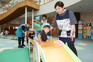 元気いっぱいサーキット遊び　ひよこ・あひる・ぺんぎん・こあら・ぱんだ・きりん