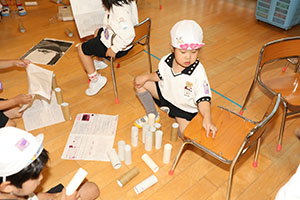 タワー作り　楽しかったね　すみれ・たんぽぽ