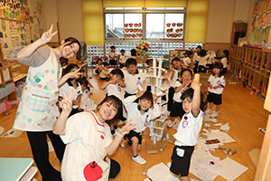 タワー作り　楽しかったね　すみれ・たんぽぽ