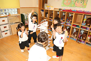 タワー作り　楽しかったね　すみれ・たんぽぽ
