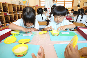 梅雨の制作　たんぽぽ