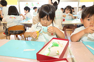 梅雨の制作　たんぽぽ