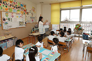 おたまじゃくしの観察　すみれ