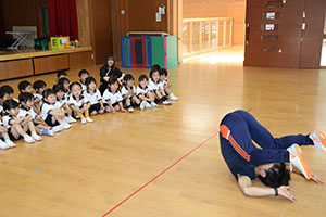 はじめての体操教室　　うさぎ
