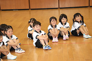 はじめての体操教室　　ことり