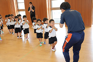 はじめての体操教室　　ことり