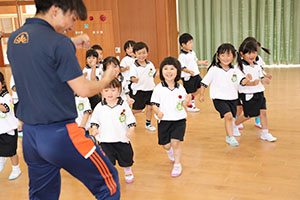 はじめての体操教室　　ことり