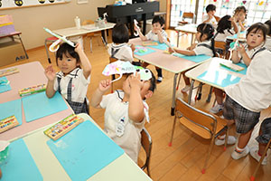 梅雨の制作が完成しました　たんぽぽ