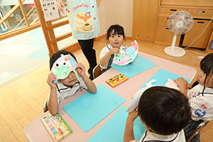 梅雨の制作が完成しました　たんぽぽ