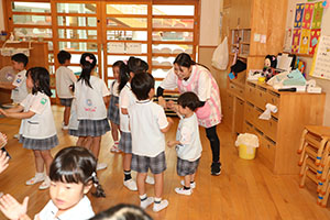発表会ごっこ　こあら・B