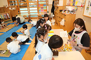 みんなでお家を作りました　ことり