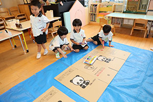 みんなでお家を作りました　ことり