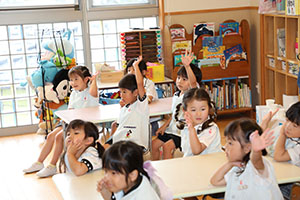 科学教室　「空気のパワー」について学びました　　ひまわり・さくら・たんぽぽ