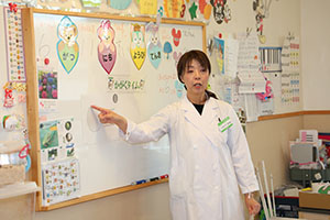 科学教室　「空気のパワー」について学びました　　ひまわり・さくら・たんぽぽ