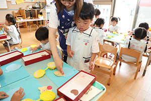 パフェの制作　うさぎ