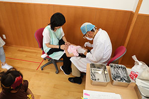 歯科検診が行われました　ひまわり・さくら・たんぽぽ・年少組