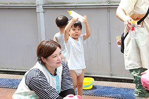 水遊び楽しかったね　ぺんぎん・ひよこ