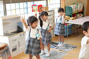 新聞じゃんけんゲーム　さくら