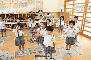 新聞じゃんけんゲーム　さくら