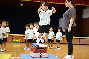 体操教室　ー跳び箱ー　ひまわり