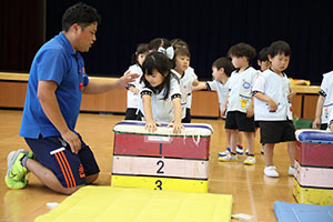 体操教室　ー跳び箱ー　ひまわり
