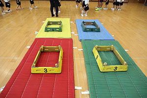 体操教室　ー跳び箱ー　すみれ