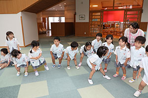 おすもうさんごっこ　E（ぱんだ・こあら）