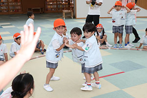 おすもうさんごっこ　E（ぱんだ・こあら）