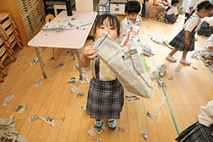 新聞紙遊び 　うさぎ