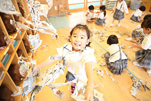 新聞紙遊び 　うさぎ