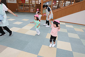 変身ごっこ　ひよこ