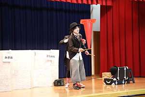 6月生まれの誕生会　大道芸ショー　全園児　NO.1