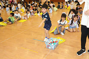 エンゼル七夕まつり　おかしのつかみどり・的あて・わなげ　年長・ぺんぎん　　NO.1