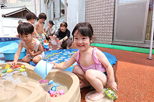 プール　楽しかったね　あひる